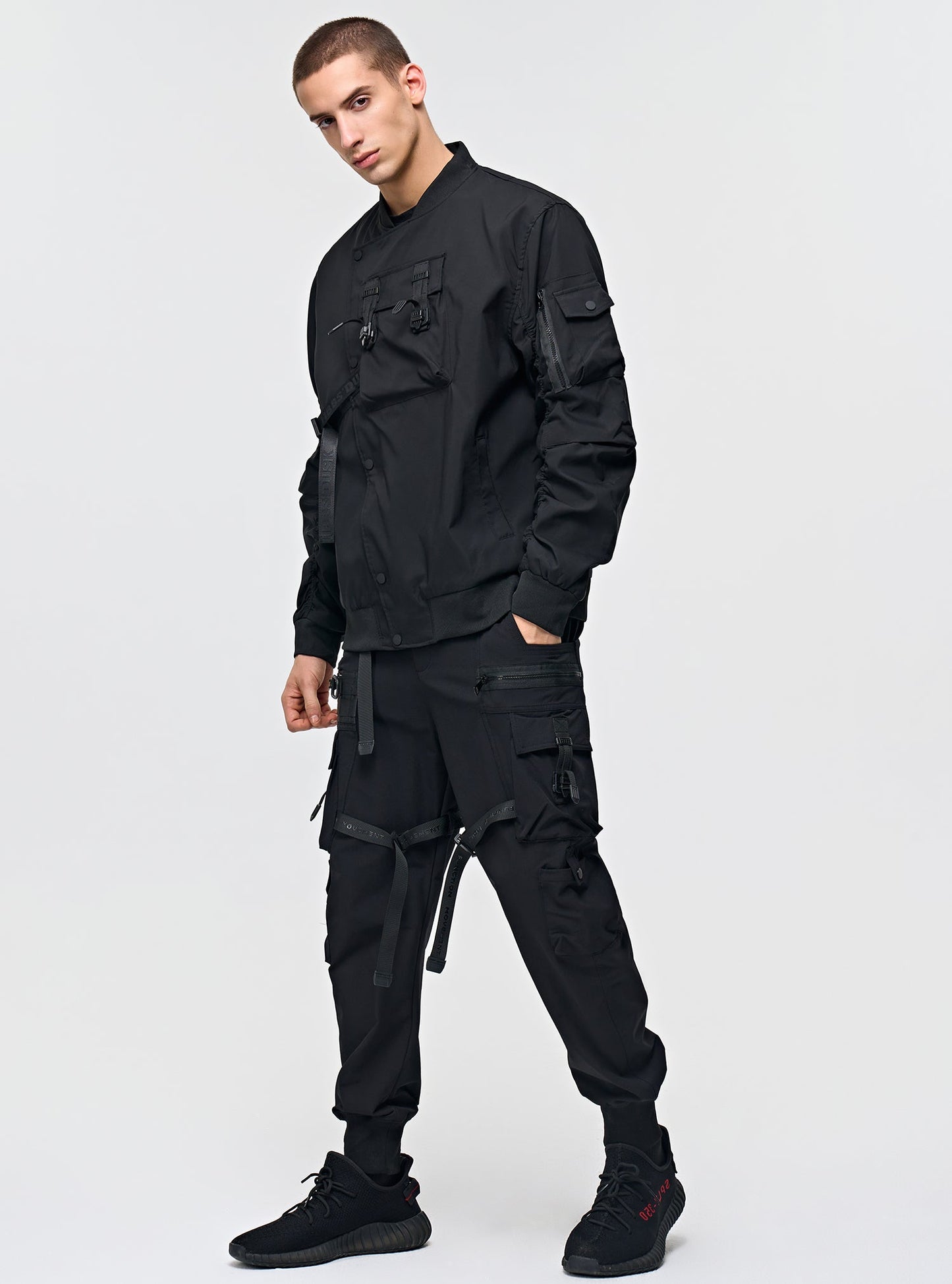 APP172 Black Techwear Pants