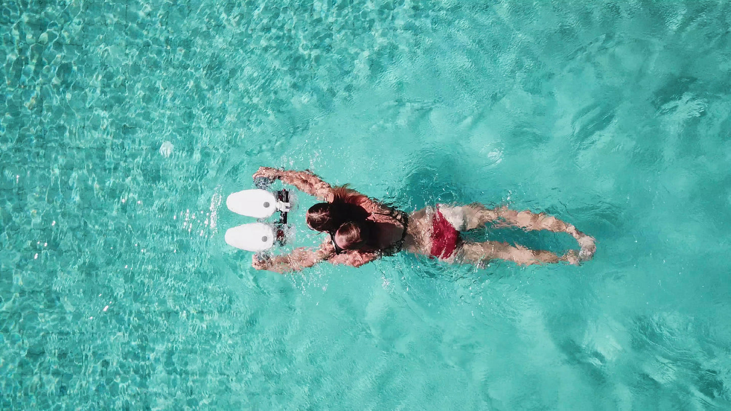UNDERWATER SCOOTER 💦 - The Tini