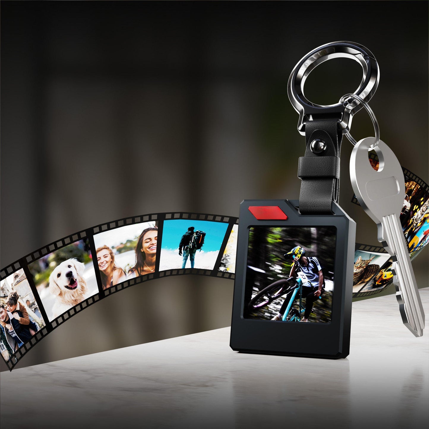 Photo Keychain with Tracking
