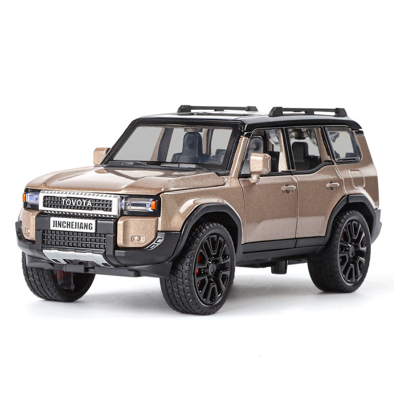 1: 32 Toyota Car Model alloy sound and light simulation SUV domineering off-road vehicle