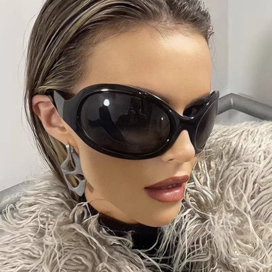 Oversized frame sunglasses