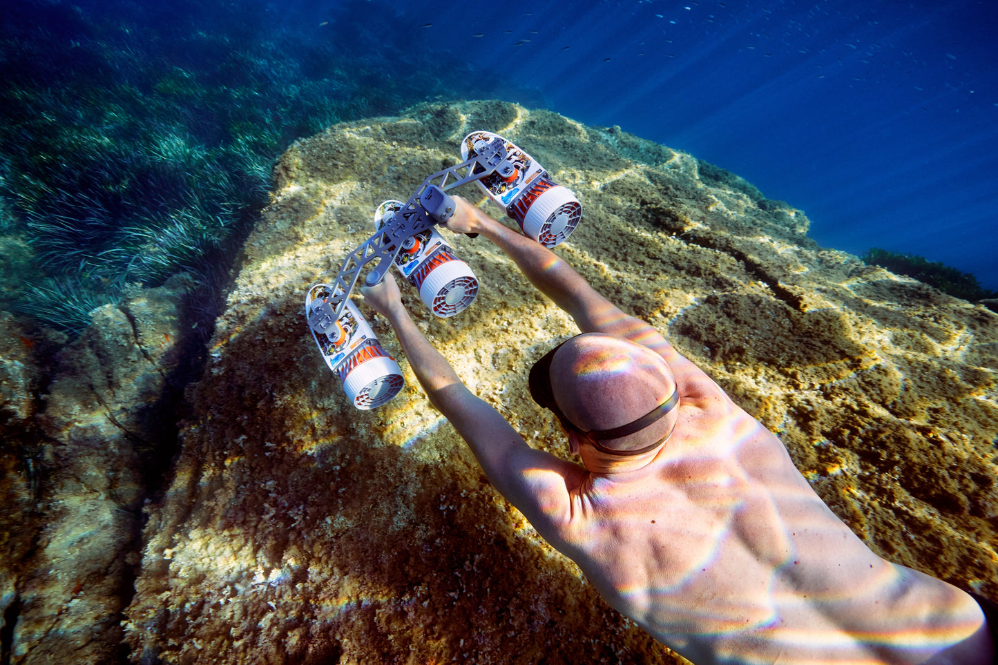 UNDERWATER SCOOTER 💦 - The Tini