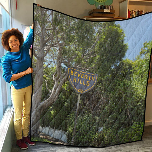 NEW!!! (B.H. Sign FULL AREA) Lightweight & Breathable Quilt With Edge-wrapping Strips