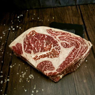 The FIve Oaks Griller's Box:  Wagyu Steaks