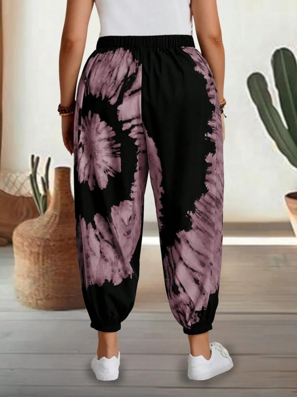 Loose printed fashionable casual tapered pants