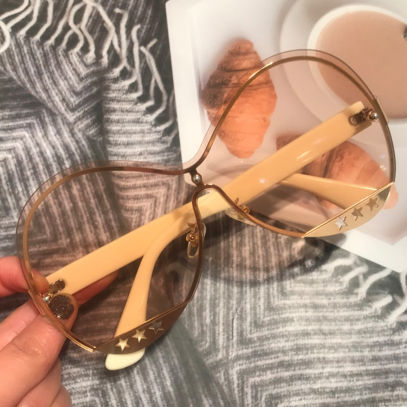 Fashion Hollowed Out Five-Star Medal Trend Sunglasses