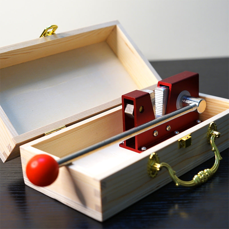 Nut Opener, Walnut, Australian Magnolia Nut, Fresh Raw Nut Clip, Shell Opener, Shell Opener, Fruit Opener Clip