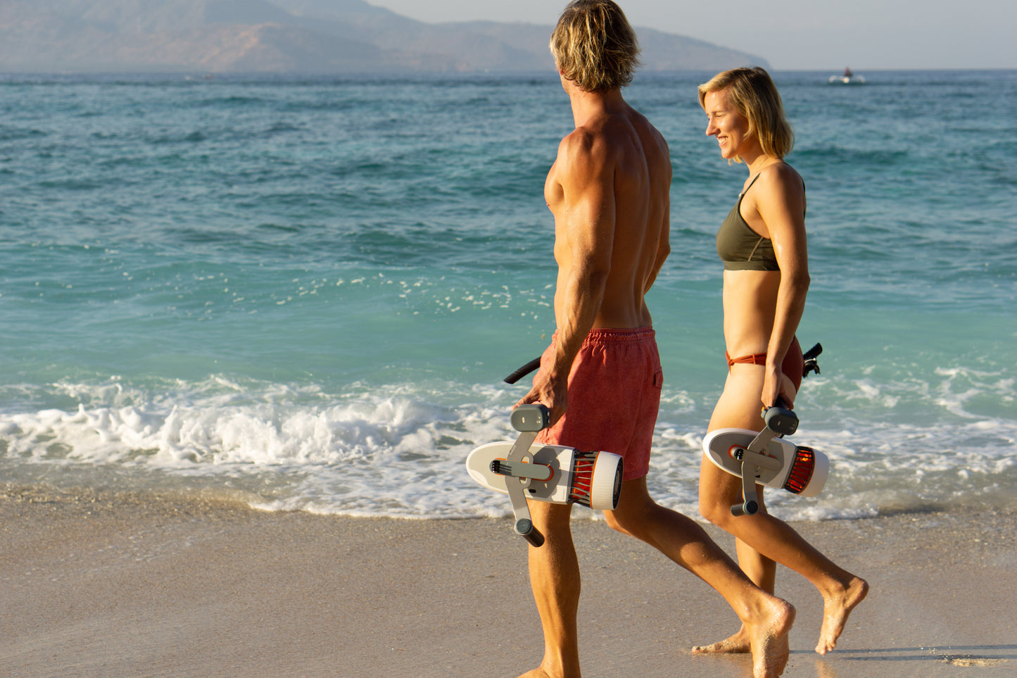 UNDERWATER SCOOTER 💦 - The Tini