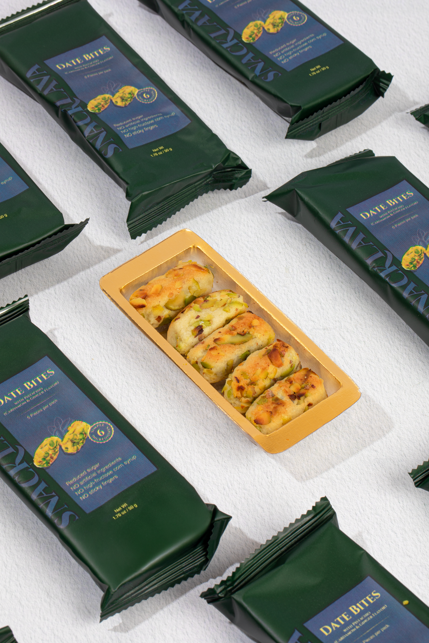 Cardamom Dates Pistachio - Snacklava® | 20 Packs