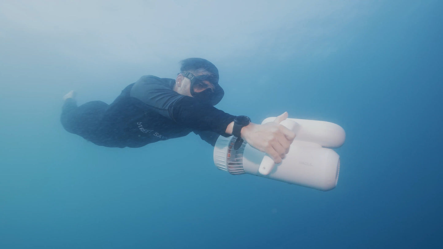 UNDERWATER SCOOTER 💦 - The Hagul EZ