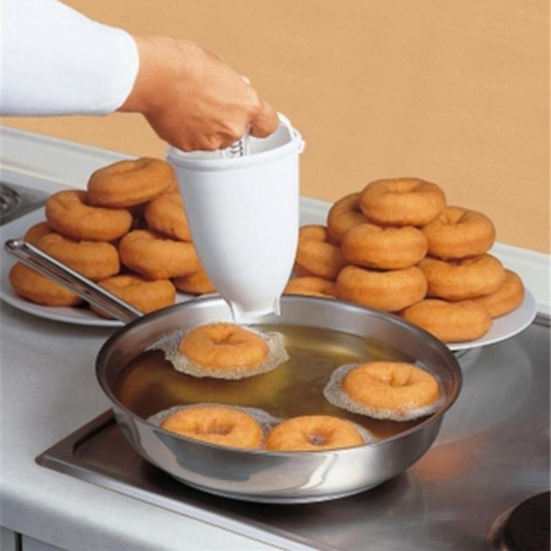 Plastic Light weight Donut Maker Dispenser Deep Fry Donut Mold Easy Fast Portable Arabic Waffle Doughnut Gadget