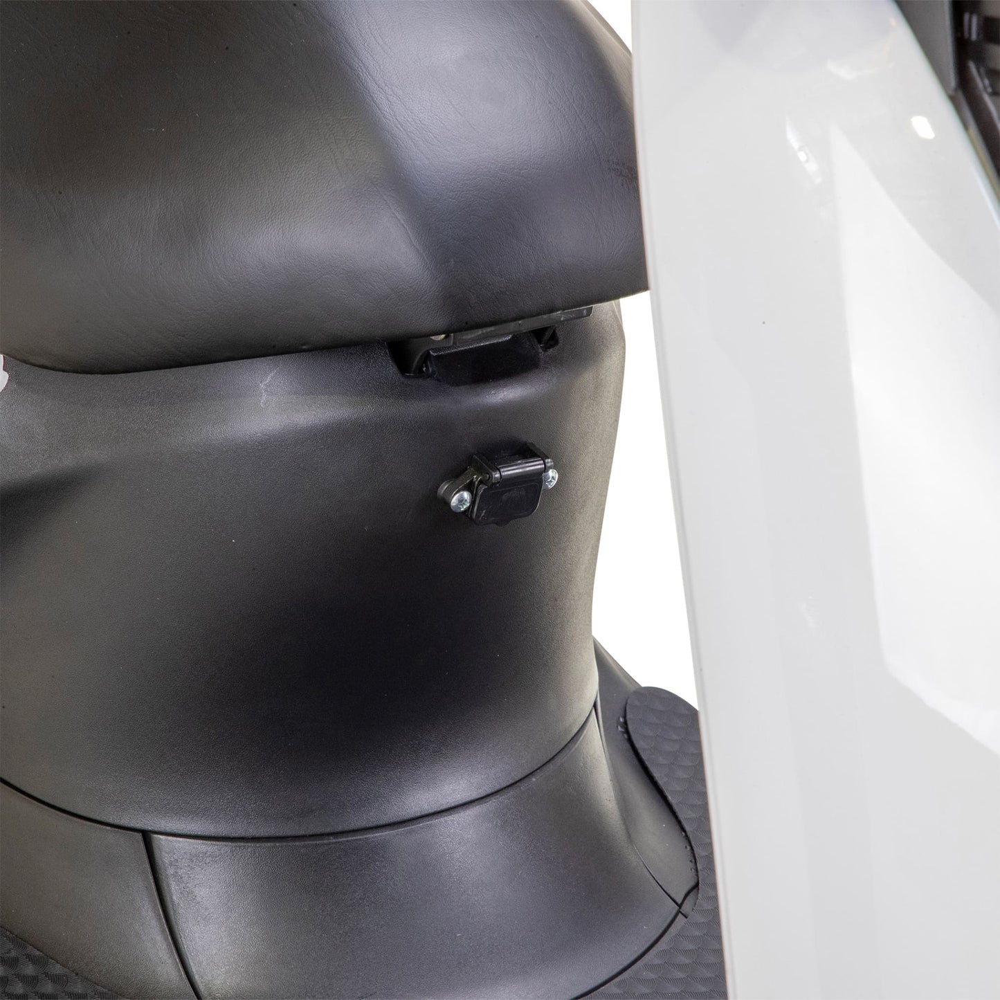 Bespoke Supreme Premium Electric Mobility Scooter With Electronic Speed Control, 400LBS (SAK19673)