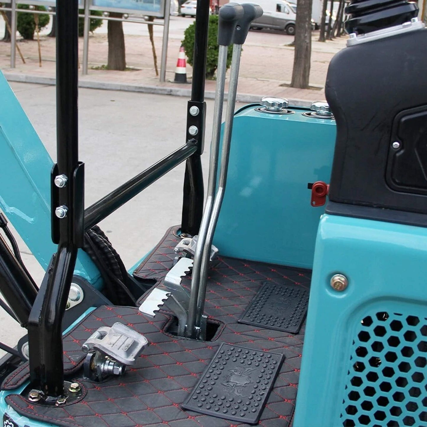 Heavy Duty Mini 1.8T Excavator Crawler Digger With Hydraulic Thumb (SAK83917)